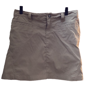 Athleta khaki golf, tennis, hiking skort. Women’s size 6